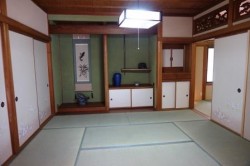 和室は二部屋。畳・建具・壁は新しく改装し