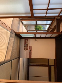 伝統的な日本家屋の部屋